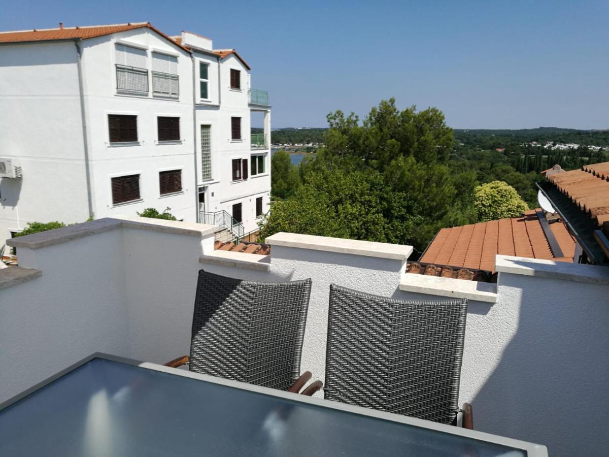 Ferienhaus Bozena Appartment 6 Vrsar Exterior foto